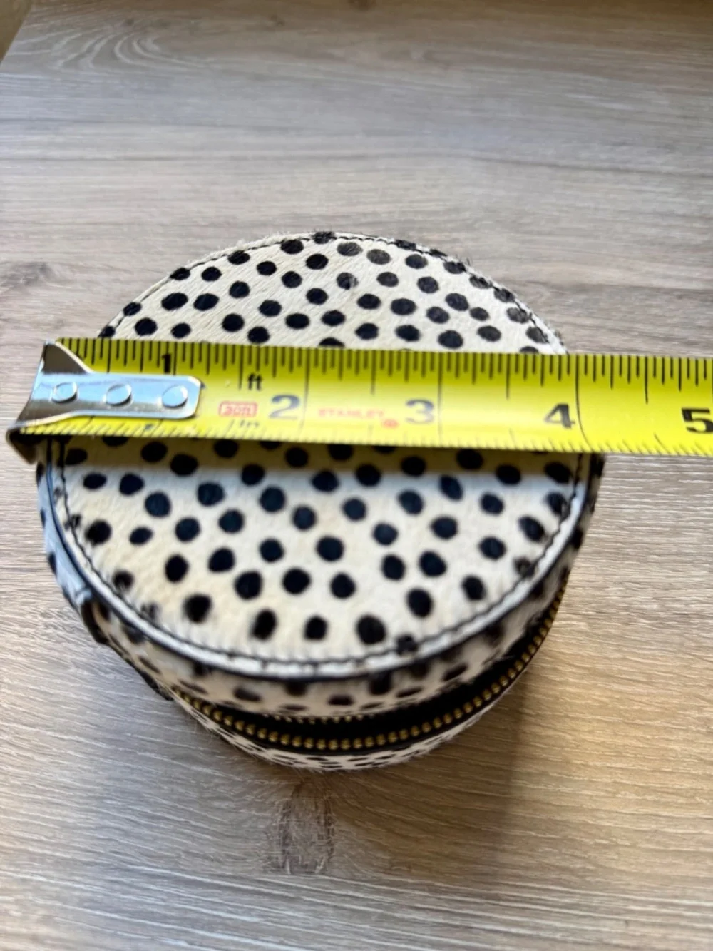 Compact jewelry case